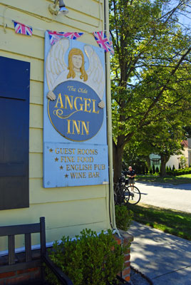 sign for the Angel Inn in Niagara-on-the-Lake